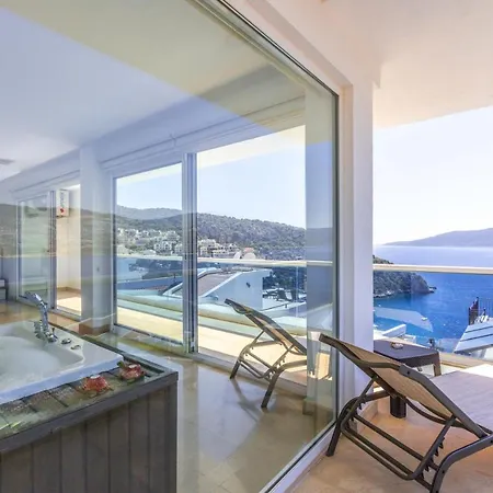 Βίλα Luxury Very Close To Beach, Amazing Sea Views, Heated Salt-water Pool *