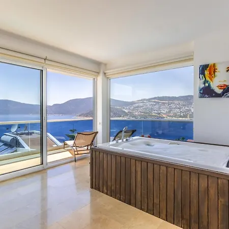 Luxury Very Close To Beach, Amazing Sea Views, Heated Salt-water Pool Villa