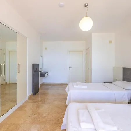 Luxury Very Close To Beach, Amazing Sea Views, Heated Salt-water Pool * Kas