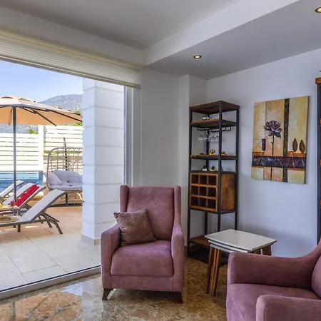 Luxury Very Close To Beach, Amazing Sea Views, Heated Salt-water Pool Kaş